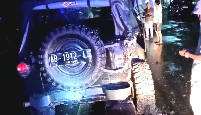 Kecelakaan Beruntun Libatkan 4 Mobil Terjadi di Jalan Ahmad Yani Wirokerten Banguntapan