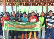 SMA Negeri 2 Playen Tanam 200 Bibit Pohon Buah di Padukuhan Padangan