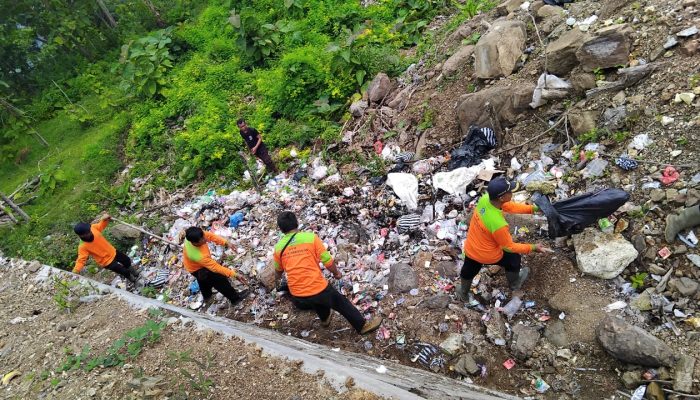 Bupati Terbitkan Surat Edaran Nomor 10 Tahun 2024: Gerakan Gaya Hidup Sadar Sampah untuk Hari Peduli Sampah Nasional 2025