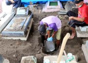 Polisi Bongkar Makam Wanita yang Diduga Korban Miras Oplosan di Bantul