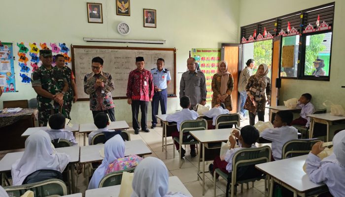 Wakil Bupati Gunungkidul Tinjau Program MBG ada Menu Baru di Bulan Ramadan