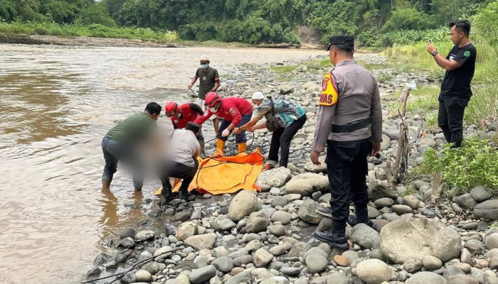 Jenazah Perempuan Tanpa Busana Ditemukan Mengapung di Sungai Progo