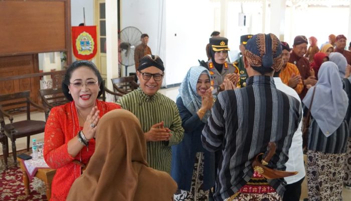 Syawalan Hari Pertama Kerja, Bupati Gunungkidul Wajibkan OPD Kenakan Pakaian Adat Gagrak Ngayogyakarta