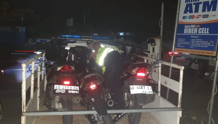 Tiga Sepeda Motor Bertabrakan di Jalan Samas Bantul, Satu Korban Meninggal Dunia