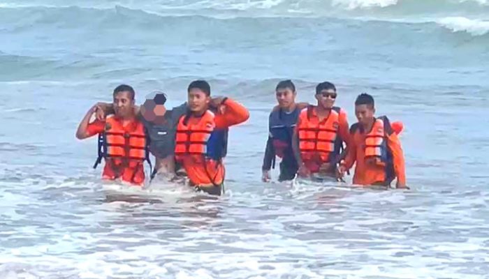 Remaja Asal Temanggung Terseret Arus di Pantai Parangtritis, Berhasil Diselamatkan
