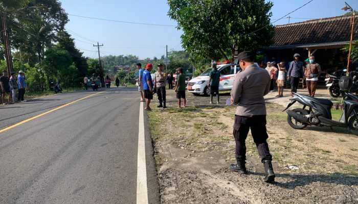 Dua Sepeda Motor Tabrakan di JJLS Saptosari, Tiga Orang Terluka