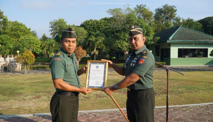 Kodim Gunungkidul Beri Penghargaan kepada Peltu Subandiyono yang Purna Tugas