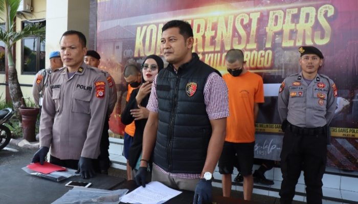 3 Pria di Kulonprogo Diamankan, Modus Pura-pura Jadi Polisi untuk Rampas HP Korban