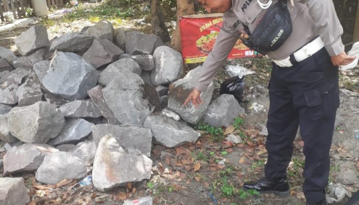 Sepeda Motor Oleng Tabrak Batu, Mahasiswi Karawang Tewas, Temannya Luka