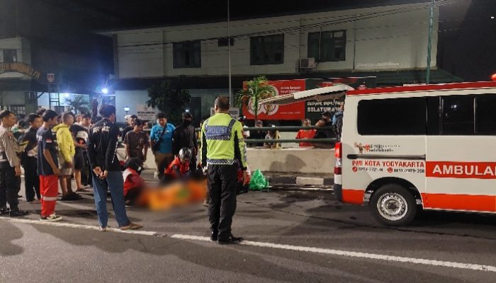 Tiga Perempuan Naik Scoopy Terlibat Kecelakaan di Yogyakarta, Satu Meninggal Dunia