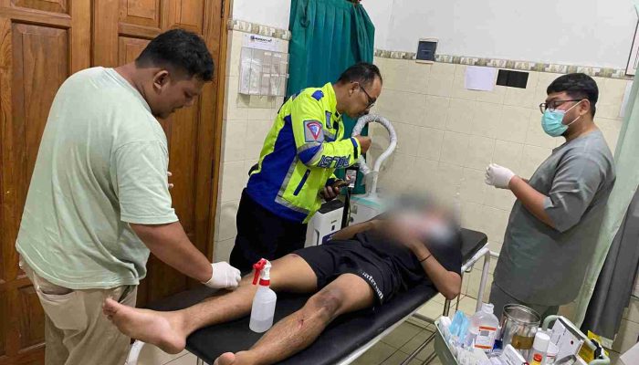 Nyalip di Marka Tak Putus,Pengendara Vario Tabrak Colt di Jalan Jogja-Wonosari