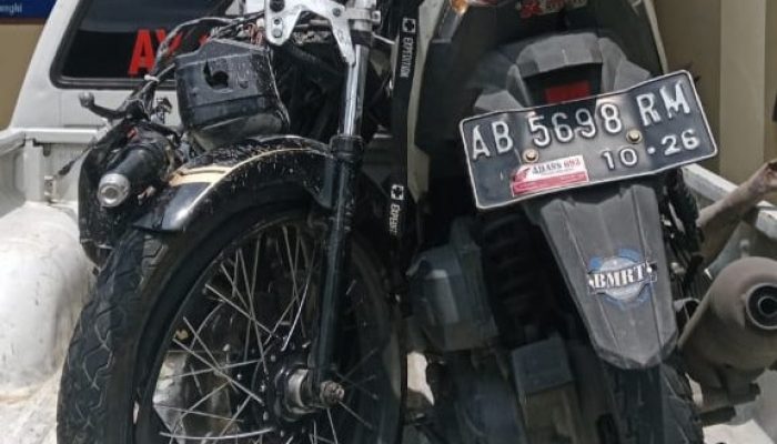 Nekat Salip di Tanjakan, Dua Pemotor Terluka Serius Usai Tabrakan