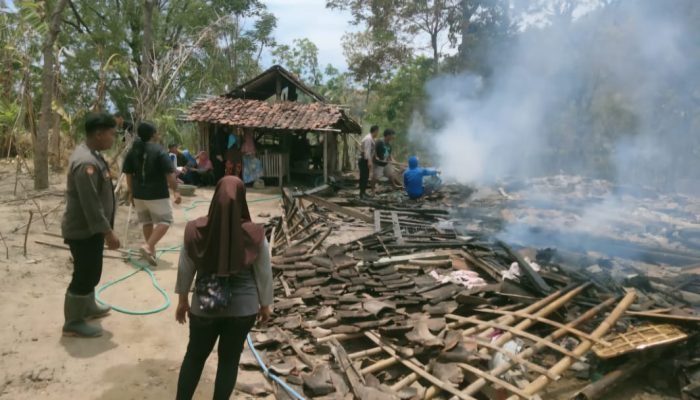 Tinggalkan Rumah ke Ladang, Warga Gedangsari Pulang-Pulang Rumahnya Ludes Dilalap Api