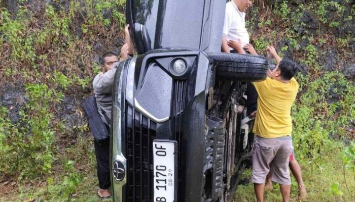 Avanza Terguling di JJLS Saptosari, Sopir Selamat Tanpa Luka