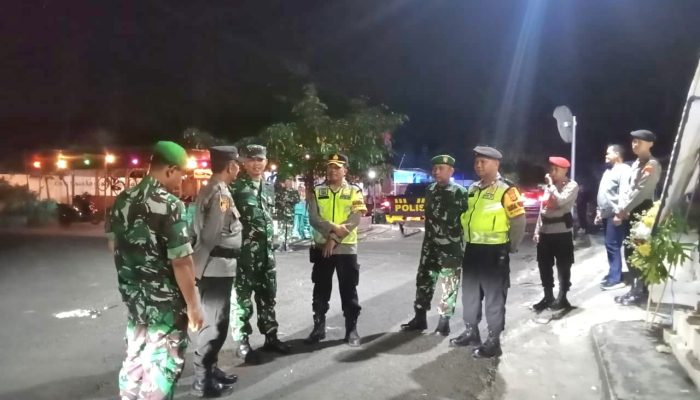 Patroli Gabungan TNI Polri, Natal 2025 di Gunungkidul Kondusif