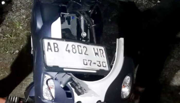 Mendahului di Tikungan, Pengendara Motor Terjatuh di Jalan Yogya-Wonosari