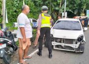 Ayla Masuk Jalur Lawan, Tiga Pengendara Motor Jadi Korban