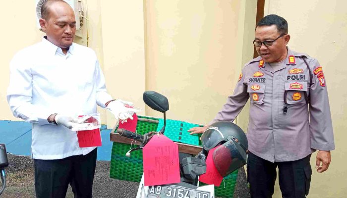 Terekam CCTV, Wanita Residivis Nekat Curi Perhiasan di Rumah Warga Ngipak Karangmojo