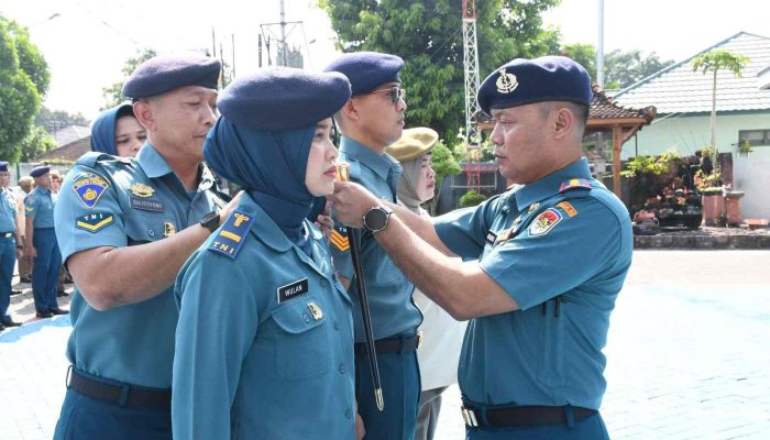 Prajurit Lanal Yogyakarta Naik Pangkat, Danlanal Ingatkan Tanggung Jawab Makin Besar