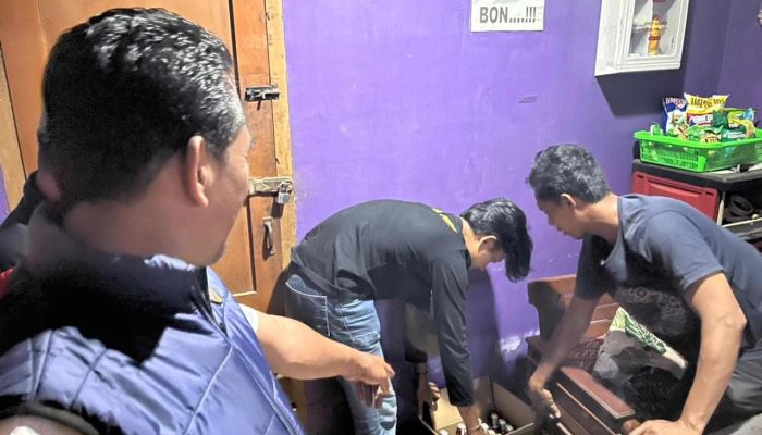 Polisi Bongkar Peredaran Miras Ilegal di Pleret dan Parangtritis, Puluhan Botol Disita