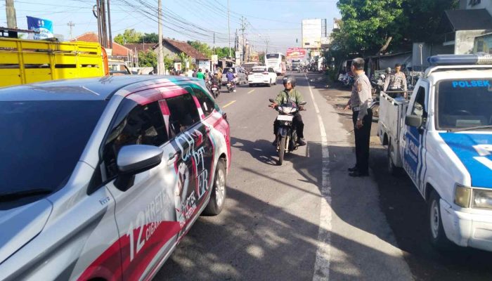Diduga Hilang Kendali, Bus Seruduk Tiga Sepeda Motor di Piyungan