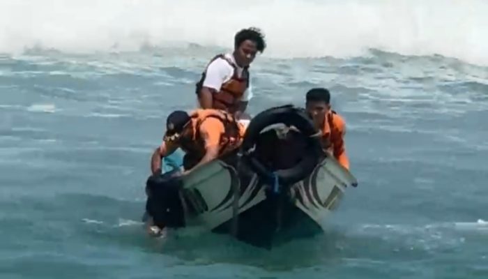 Ibu dan Anak Terseret Ombak di Pantai Sundak, Nyaris Hilang di Jalur Rip Current