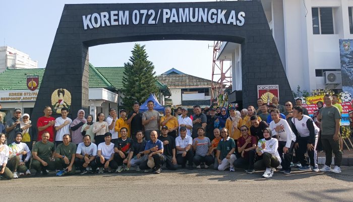 Korem 072 Pamungkas Gelar Giat Jum’at Sehat bersama Civitas Akademika UGM
