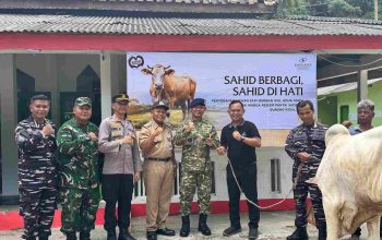 Sambut Iduladha, Lanal Yogyakarta Gandeng Hotel Sahid Raya Salurkan Kurban di Sadeng