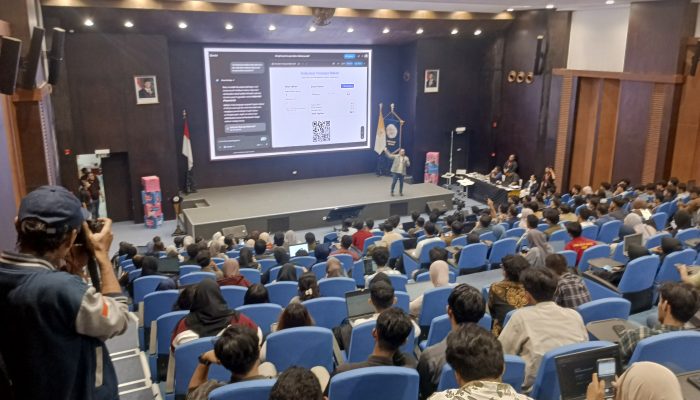 Satu Dekade IndonesiaNEXT: Telkomsel Membangun SDM Mahasiswa dengan Materi Teknologi A.I