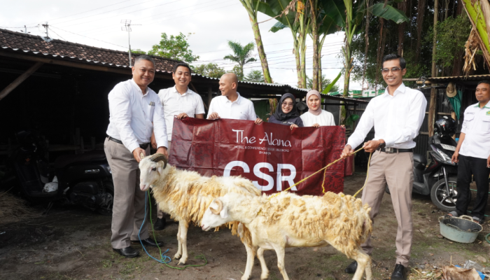 The Alana Hotel & Conference Center Malioboro Bagikan Kambing Kurban Untuk Masyarakat Yogyakarta