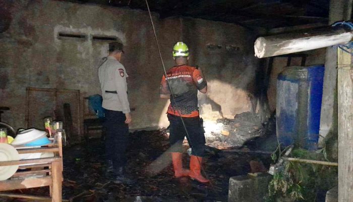 Kebakaran Dapur Rumah Lansia di Bantul Diduga Dipicu Pembakaran Sampah Kayu