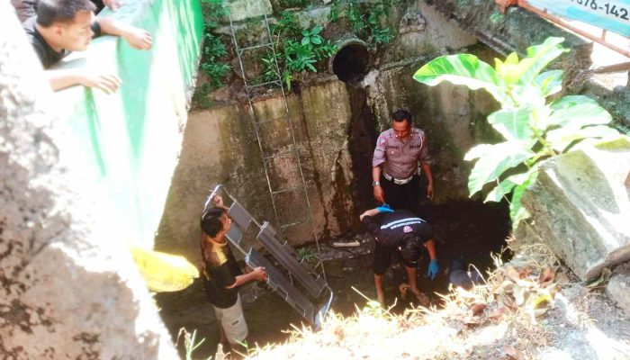 Diduga Menyalip dari Sisi Kiri, Pengendara Honda Vario Terjatuh ke Selokan di Jalan Perintis Kemerdekaan