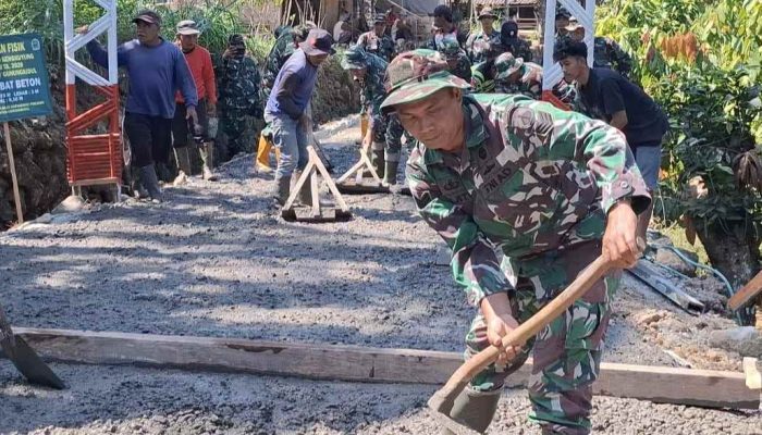 Pengecoran Jalan TMMD Ke-129 di Umbulrejo Dikebut, Dukung Aktivitas Ekonomi Warga