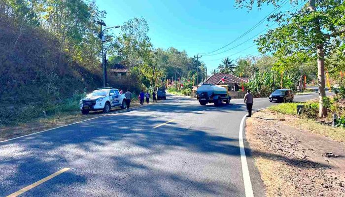 Bus Tabrak Motor di Pertigaan Baros Kidul Saptosari, Pengendara Tak Sadarkan Diri