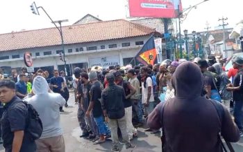 Aksi AMP di Gondomanan Sempat Ricuh, FJD: Sampaikan Aspirasi dengan Damai