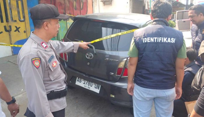Mobil Terparkir Sejak Malam, Pria 61 Tahun Ditemukan Meninggal di Bantul