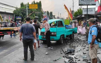 Truk Hino Diduga Masuk Jalur Berlawanan, Kecelakaan Beruntun di Jalan Jogja-Wonosari Tewaskan 1 Orang