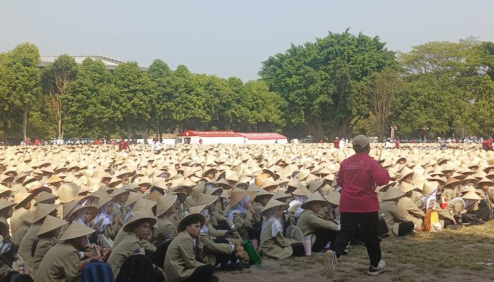Sambut 11.099 Gajah Mada Muda, Rektor UGM Resmikan Kegiatan PIONIR