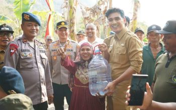 Kekeringan di Tepus, Polda DIY Olah Air Keruh Jadi Air Bersih