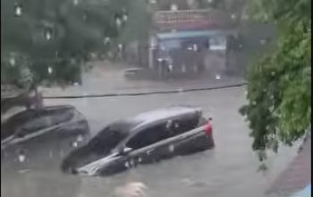 KOTA BATAM DIGUYUR HUJAN DERAS