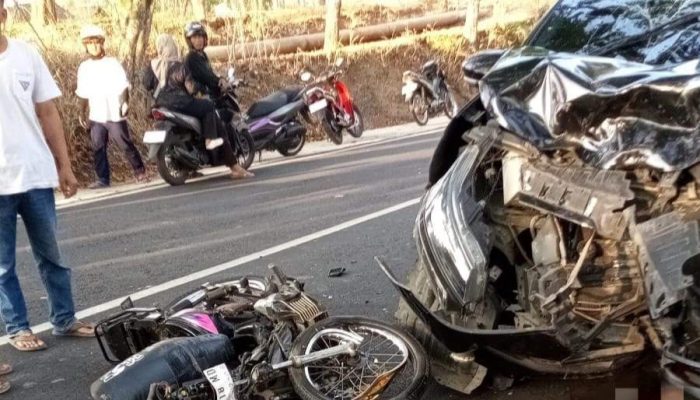 Tabrakan Avanza dan Suzuki RC 100 di Jalan Wonosari-Semin, Pengendara Meninggal di Lokasi